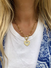 Load image into Gallery viewer, Sweet Eye Necklace
