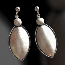 Load image into Gallery viewer, Shield Silver Earrings
