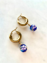 Load image into Gallery viewer, Flower Glass ❀ Earrings
